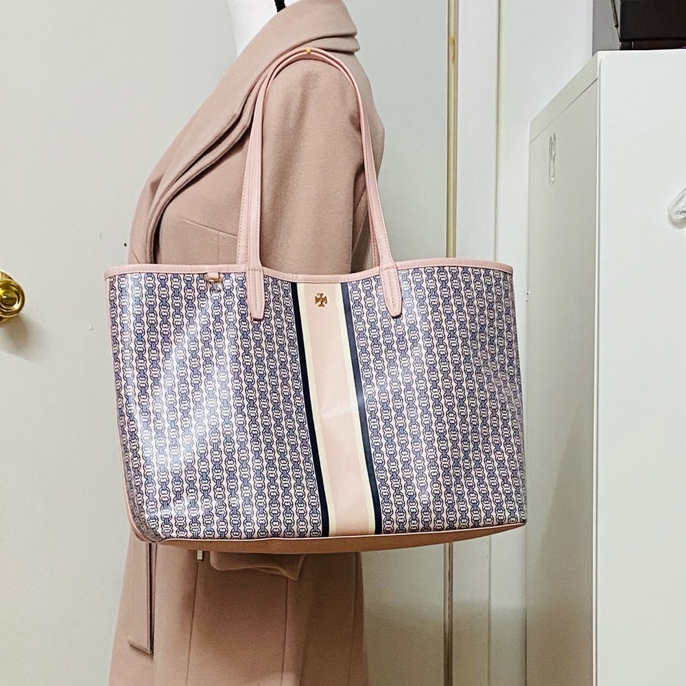 Authentic Tory Burch Gemini link large tote